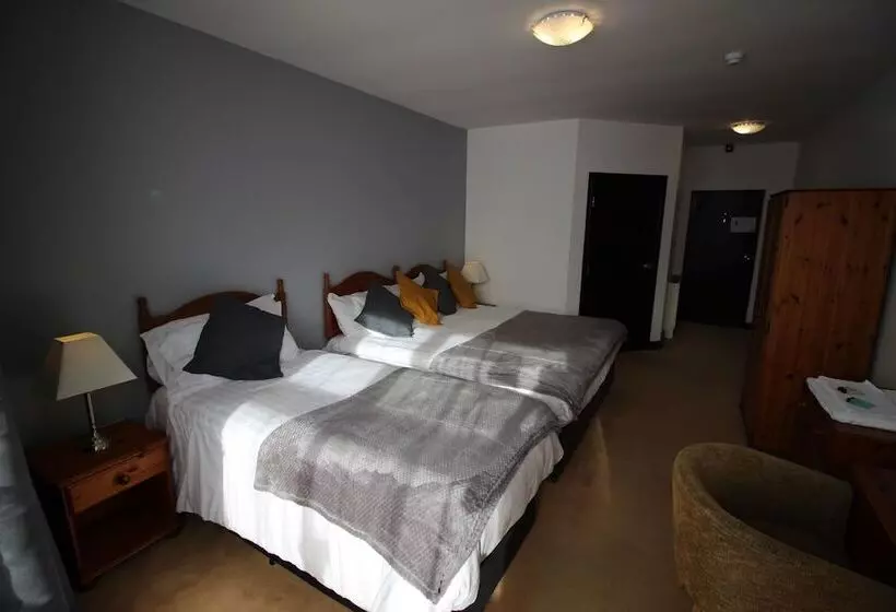 ファミリールーム, The Clee Hotel   Cleethorpes, Grimsby, Lincolnshire