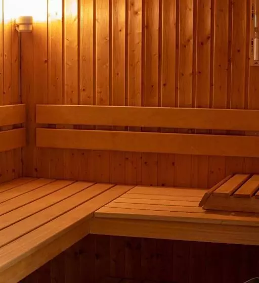 キングサイズベッドのスイートルーム, Van Der Valk Hotel Beveren