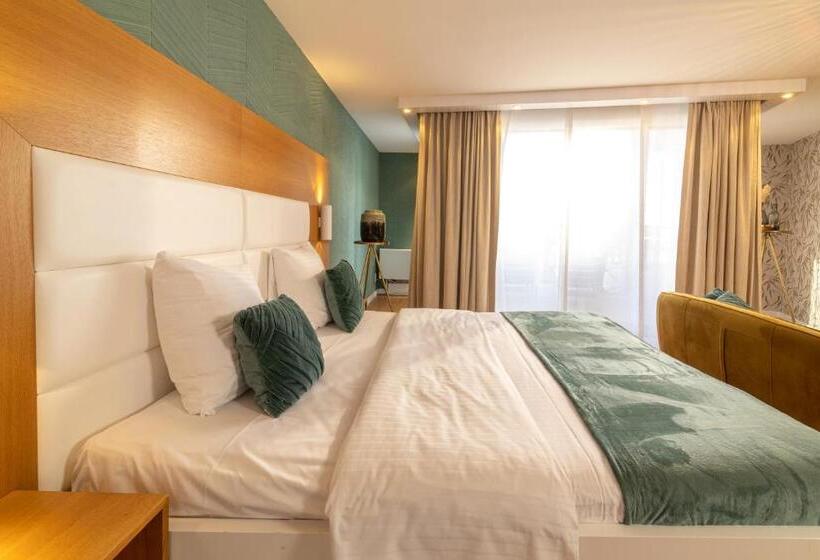 带大床的套房, Van Der Valk Hotel Beveren