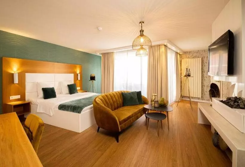 キングサイズベッドのスイートルーム, Van Der Valk Hotel Beveren