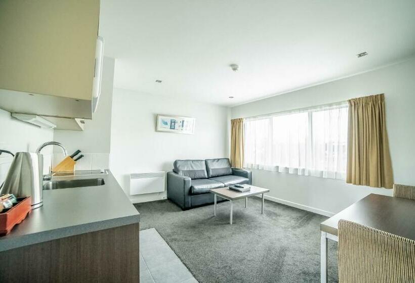 شقة غرفة واحدة, Airport Christchurch Motel