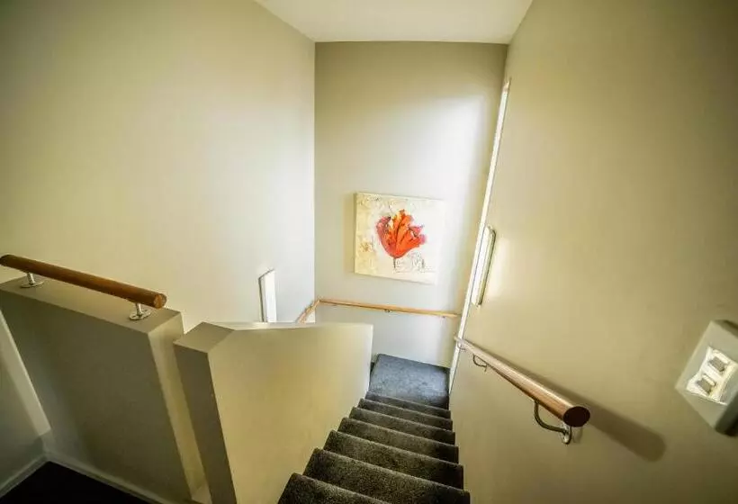 ４ベッドルームアパートメント, Airport Christchurch Motel