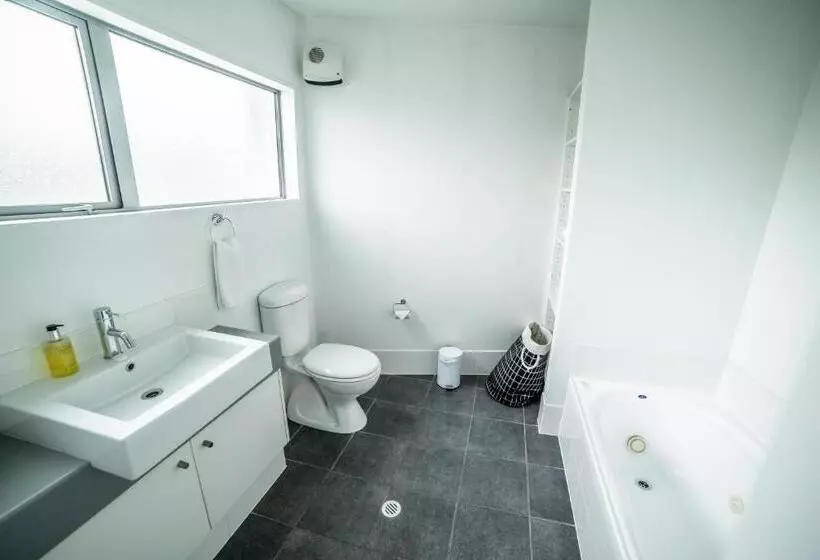 ４ベッドルームアパートメント, Airport Christchurch Motel