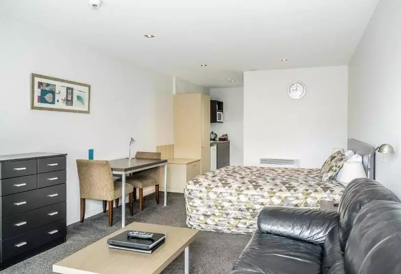 キングサイドベッドのスタンダードワンルーム, Airport Christchurch Motel