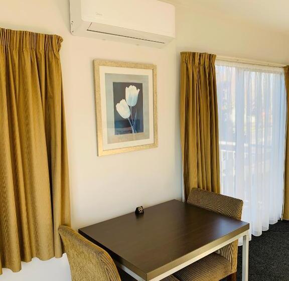 شقة غرفتين, Airport Christchurch Motel