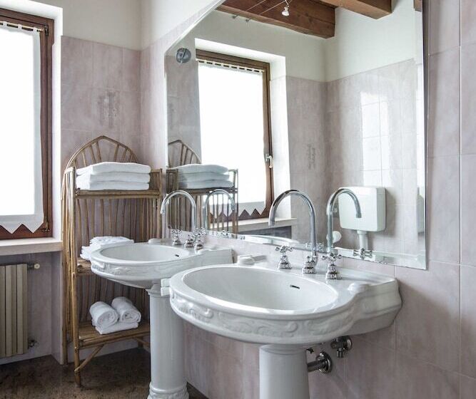 חדר סטנדרט לשלושה, Relais Ca  Maddalena