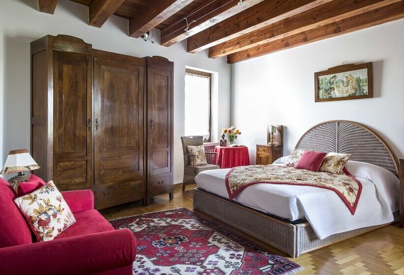 غرفة قياسية ثلاثية, Relais Ca  Maddalena