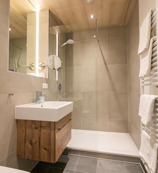 Классический Номер, Am Wald