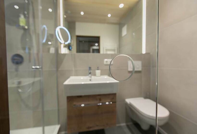 Индивидуальный Номер Классика, Am Wald