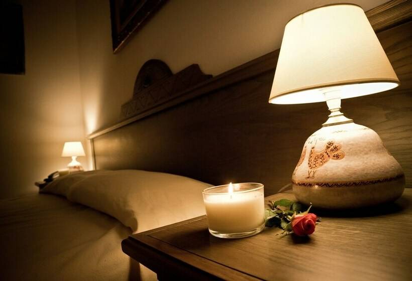 חדר סטנדרט, Artu