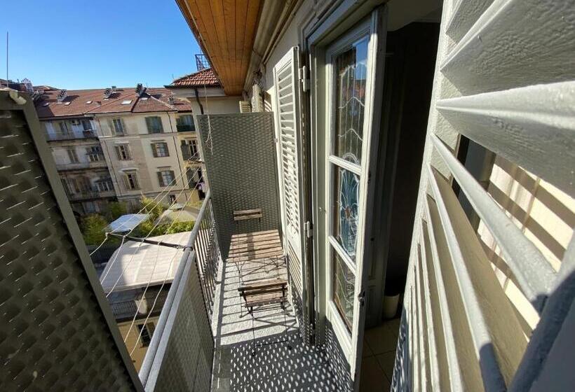 غرفة قياسية, Artua &solferino