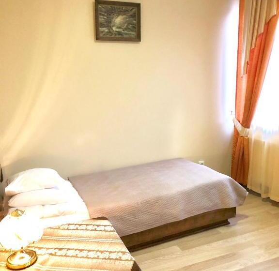 スタンダードシングルルーム, Atlant