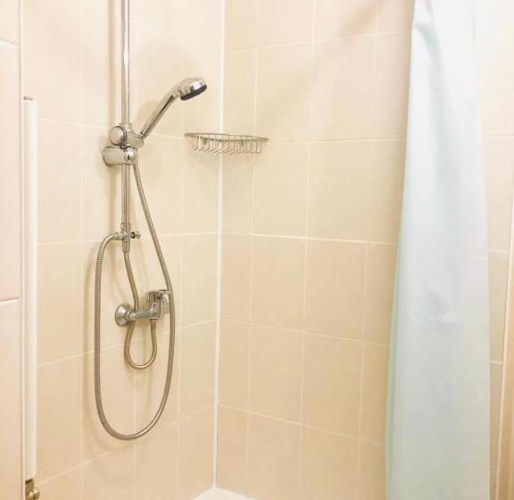 ペントハウスルーム, Atlant