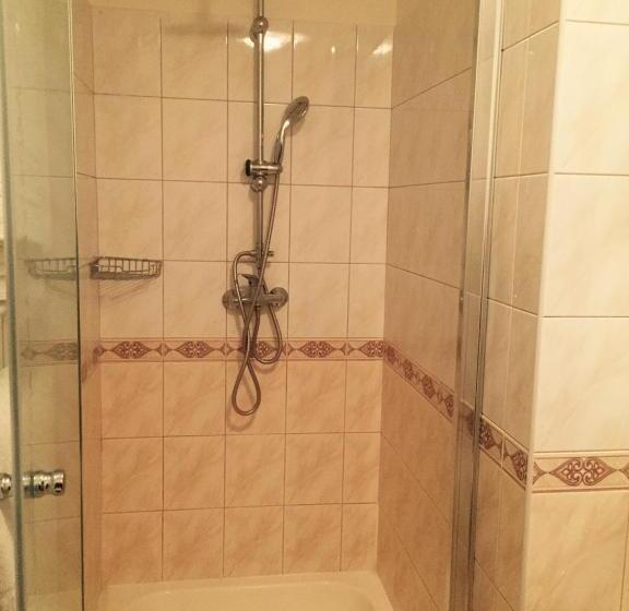 ペントハウスルーム, Atlant