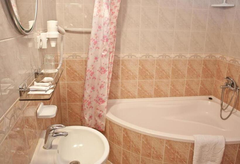 コンフォートルーム, Atlant