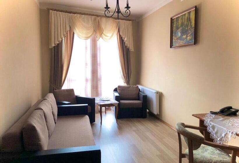 スイート, Atlant