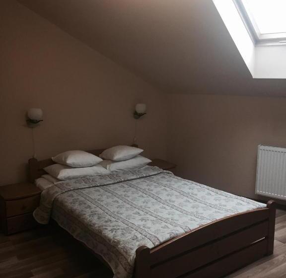 ペントハウスルーム, Atlant