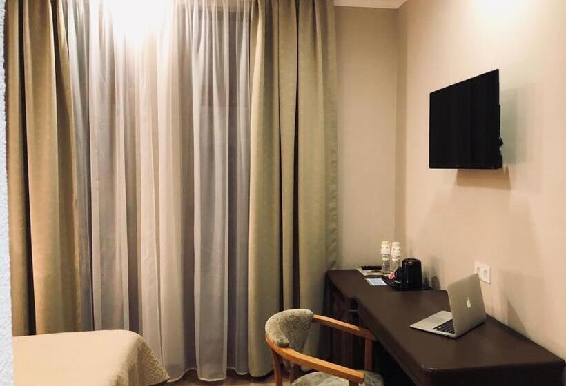 コンフォートルーム, Atlant