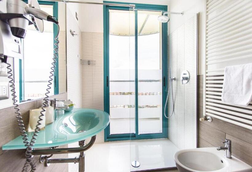 اتاق سوپریور با بالکن, Bellariva Feeling