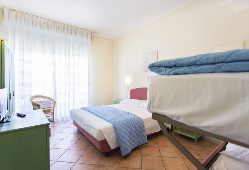 Economy Triple Room, Bellariva Feeling