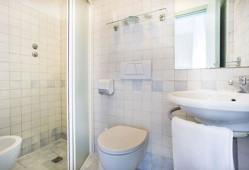 Economy Triple Room, Bellariva Feeling