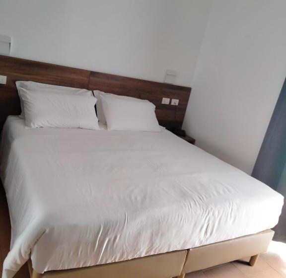 스탠다드 룸, Brixellum