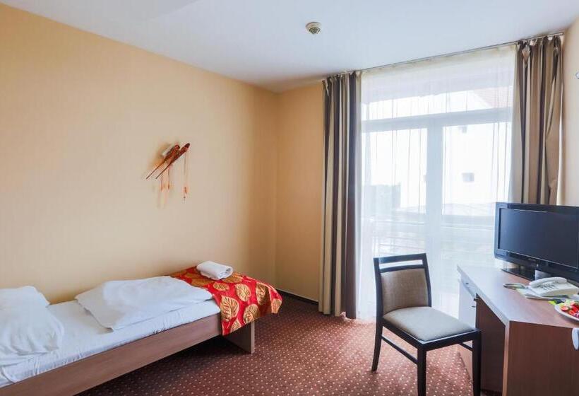 חדר סטנדרט יחיד, Ce Plaza