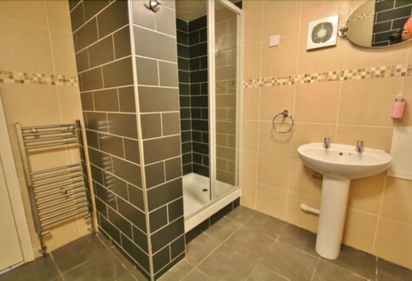 اتاق استاندارد یک نفره, Central Hotel Cheltenham By Roomsbooked