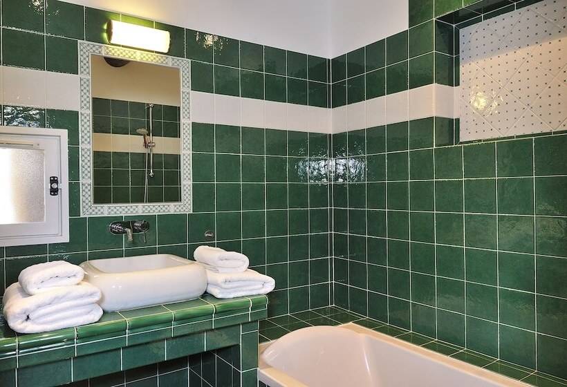 スーペリアールーム, Charembeau