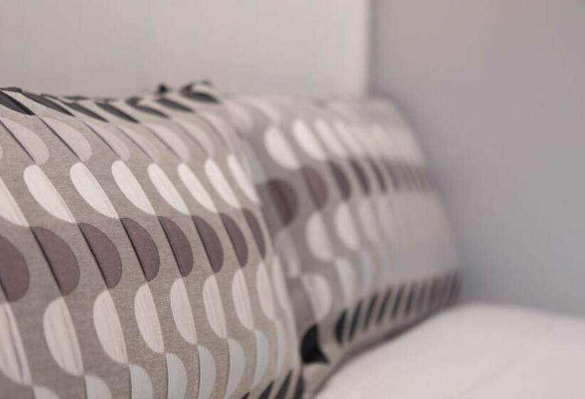 جناح عائلي, Hôtel Ithurria