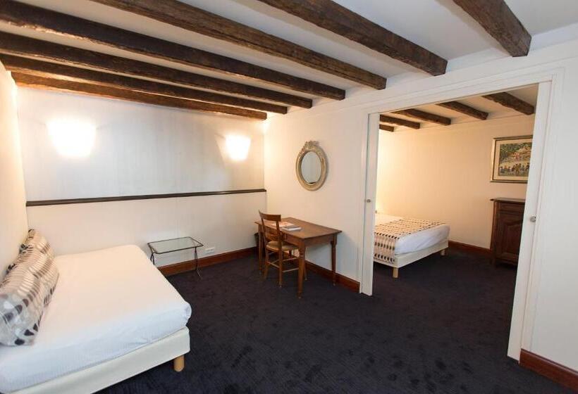 جناح عائلي, Hôtel Ithurria