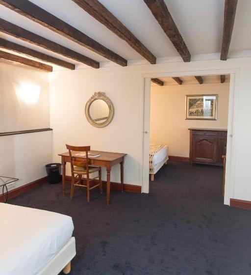 جناح عائلي, Hôtel Ithurria