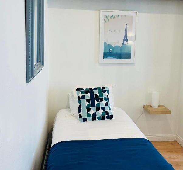 غرفة قياسية ثلاثية, Hôtel Porte Mars Reims Gare Centre Arena