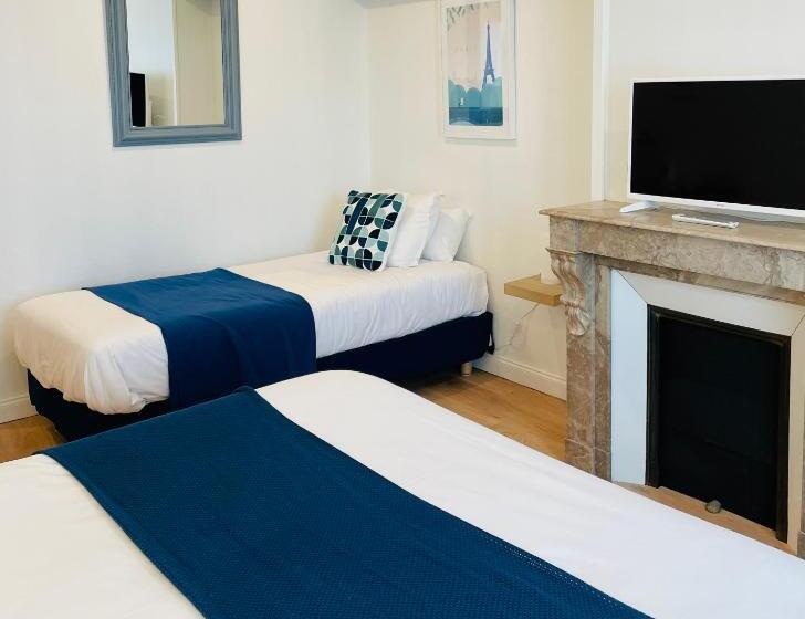 غرفة قياسية ثلاثية, Hôtel Porte Mars Reims Gare Centre Arena