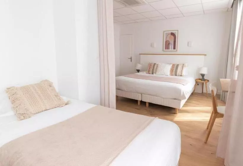 スタンダード４人部屋, Hôtel Porte Mars Reims Gare Centre Arena
