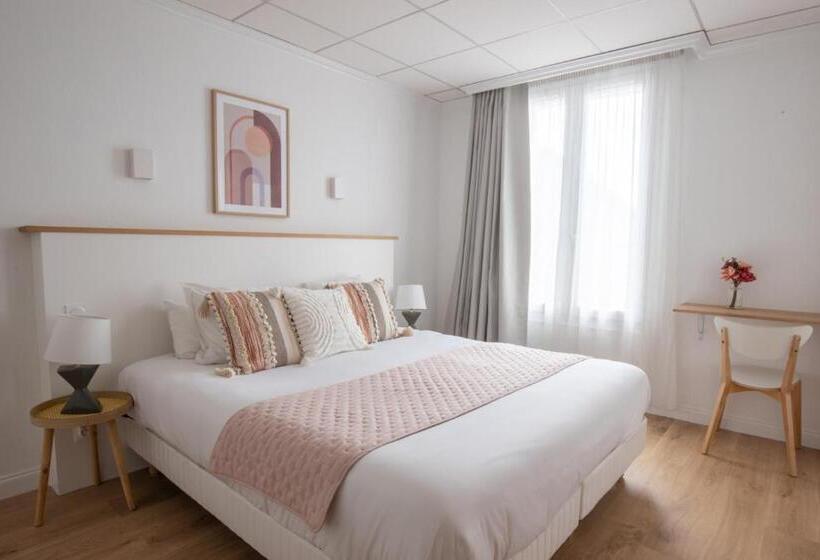 غرفة قياسية رباعية, Hôtel Porte Mars Reims Gare Centre Arena