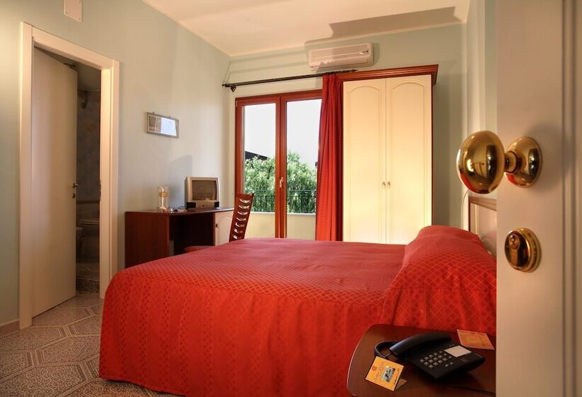 Standard 4 Pers. Værelse, Leon D'oro