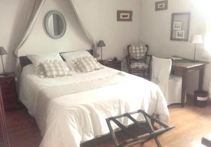 חדר סטנדרט, Logis Hôtel Le Clos Pité