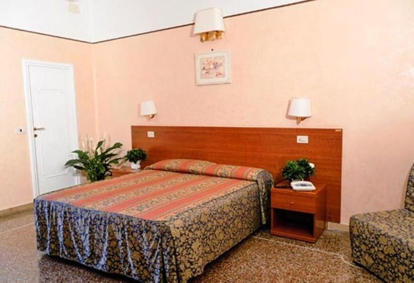 חדר סופריור, Miramare