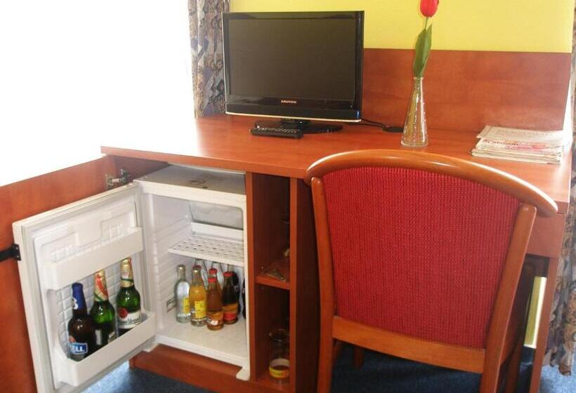 스탠다드 트리플 룸, Morava