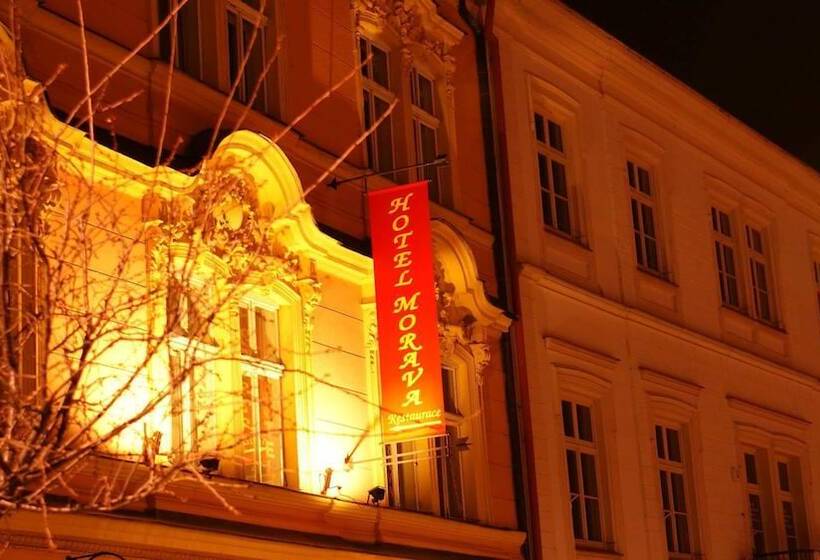 Четырехместный Номер Стандарт, Morava
