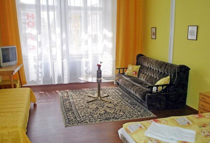 4인용 스탠다드 룸, Morava