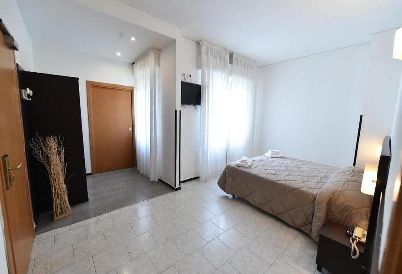 4인용 스탠다드 룸, Okinawa