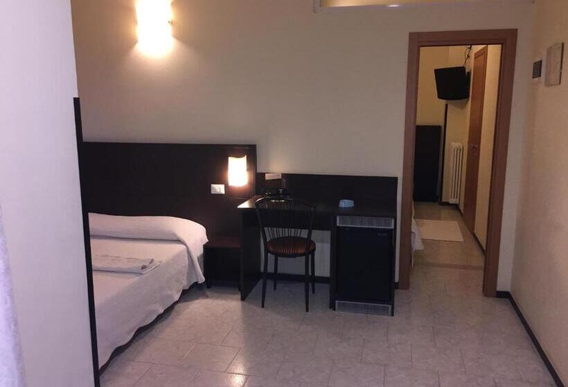 4인용 스탠다드 룸, Okinawa