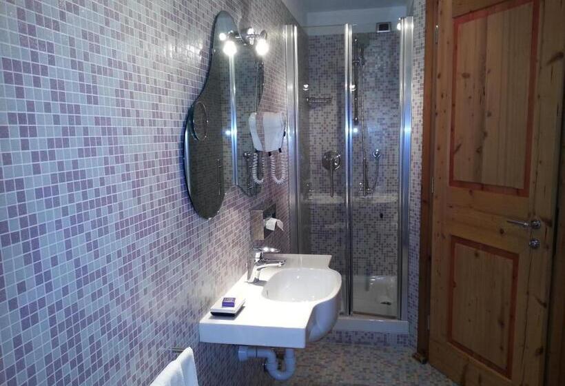 スーペリアールーム, Pilier D Angle & Wellness