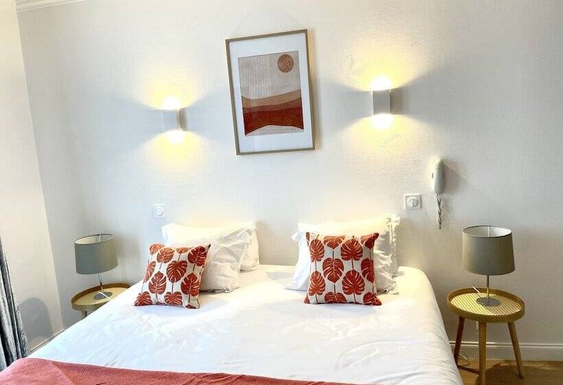 غرفة قياسية ثلاثية, Hôtel Porte Mars Reims Gare Centre Arena