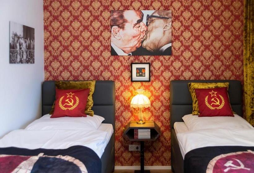 Номер Deluxe, Rheinland