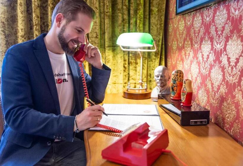 デラックスルーム, Rheinland