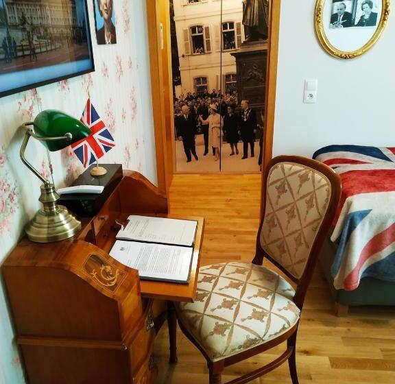 デラックスルーム, Rheinland