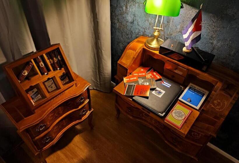 デラックスルーム, Rheinland